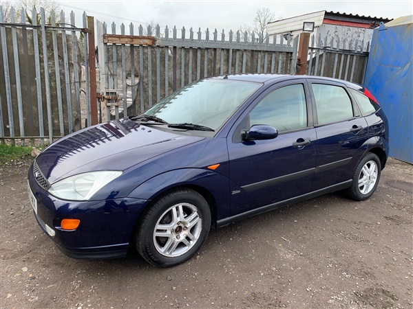 Ford Focus 1.8 Zetec 5dr