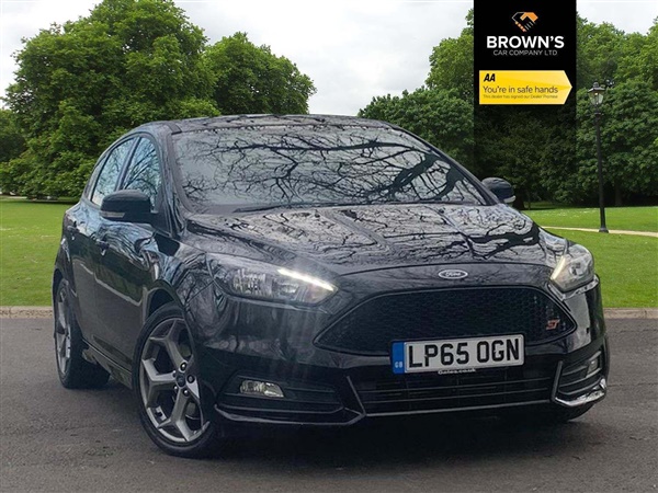 Ford Focus 2.0T EcoBoost ST-2 (s/s) 5dr