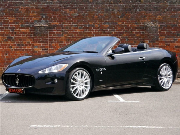 Maserati Grancabrio V8 Auto
