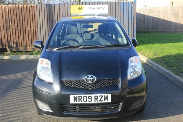 Toyota Yaris VVT-I TR