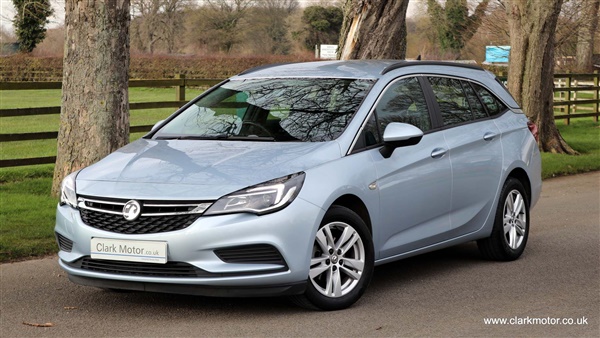 Vauxhall Astra 1.6 CDTi ecoFLEX Tech Line Sports Tourer