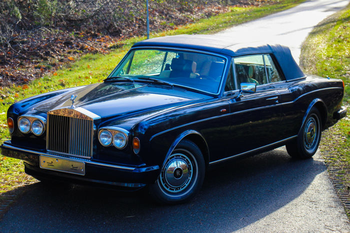 Rolls-Royce - Corniche III- 