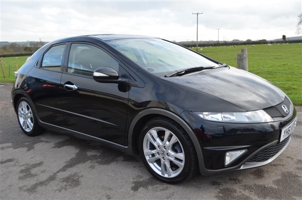 Honda Civic 1.8 i-VTEC ES 5dr....2 OWNERS FROM NEW...LOVELY