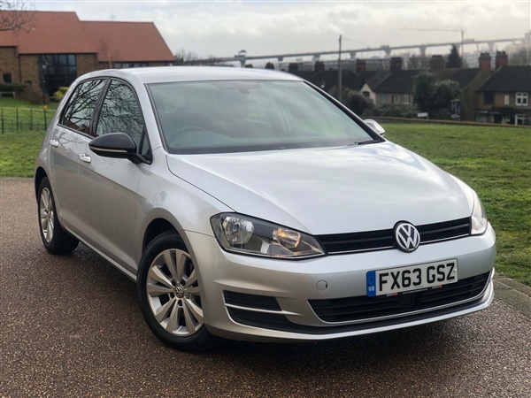 Volkswagen Golf 1.6 TDI SE (s/s) 5dr