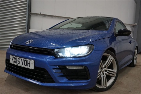 Volkswagen Scirocco 2.0 R LINE TDI BLUEMOTION TECHNOLOGY