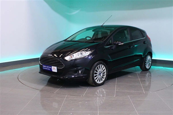 Ford Fiesta 1.0 EcoBoost Titanium (s/s) 5dr (EU6)