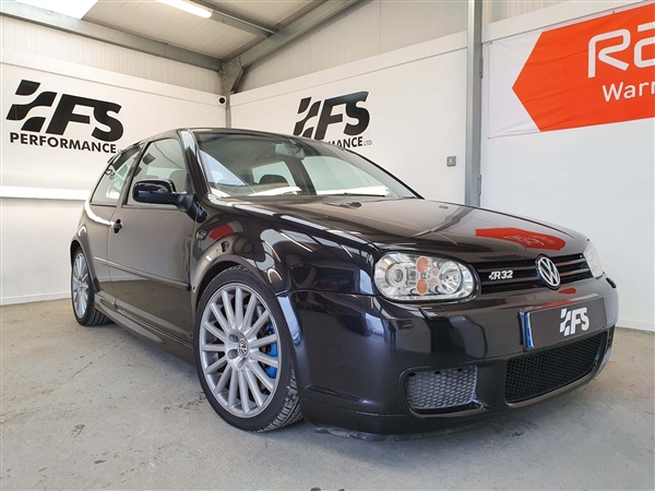 Volkswagen Golf 3.2 R32 3dr