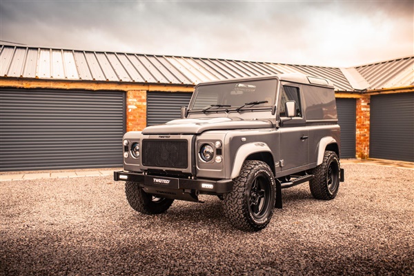 Land Rover Defender CLASSIC TWISTED SERIES II 90 UTILITY