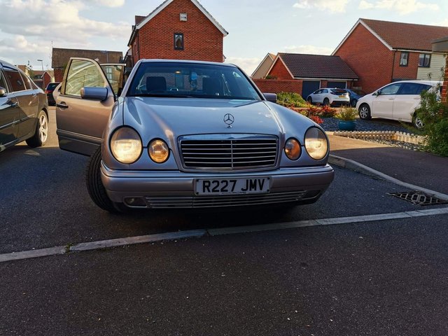 MERCEDES E300 TD  FOR SALE