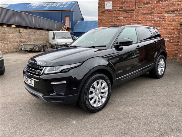 Land Rover Range Rover Evoque 2.0 TD4 SE TECH 5d 177 BHP