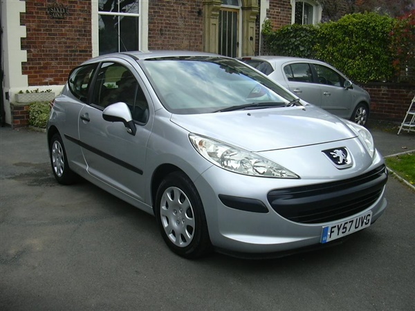 Peugeot  HDi Urban 3dr, CONTACTLESS DELIVERY