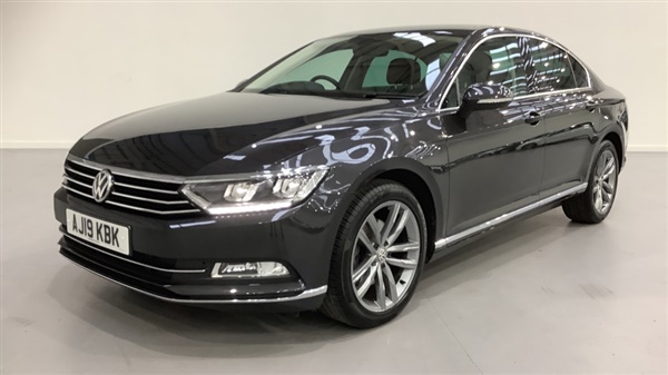 Volkswagen Passat 1.5 TSI EVO 150 GT DSG [Panoramic Roof]