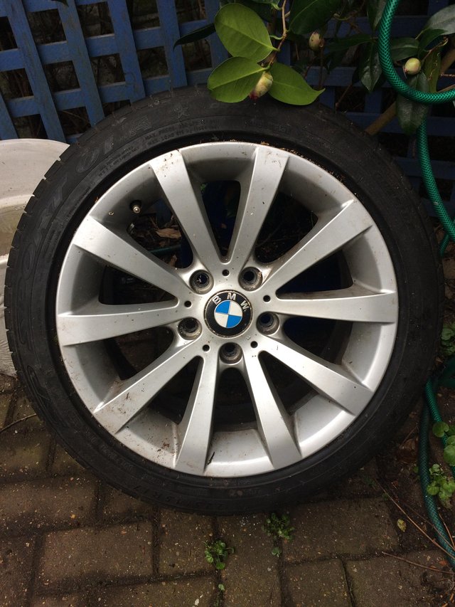 Alloy wheels and tyres for BMW