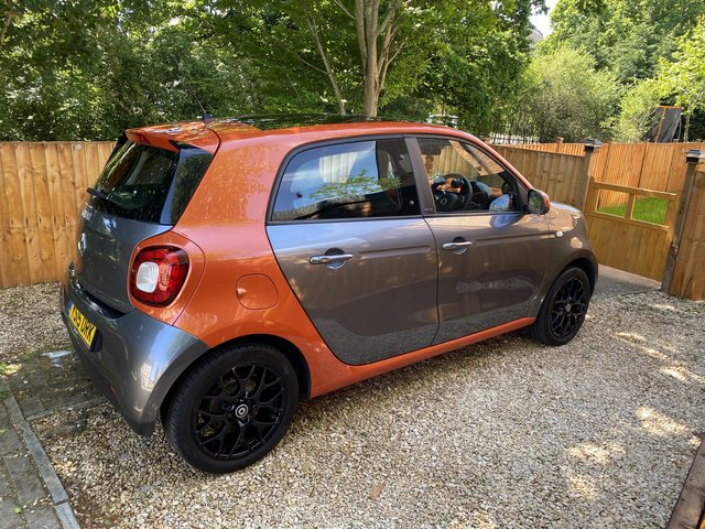 Smart ForFour edition#1