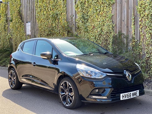 Renault Clio 0.9 TCE 75 Iconic 5dr + Under warranty