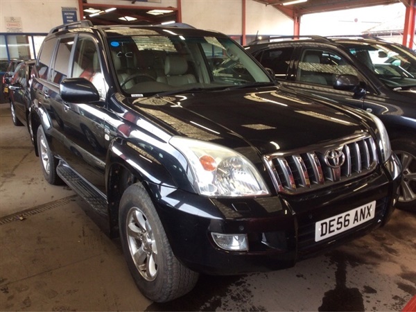 Toyota Landcruiser 3.0 D-4D LC5 5dr Auto TOP OF THE RANGE