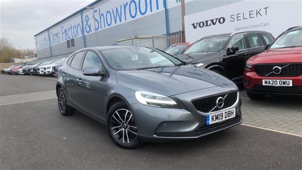 Volvo V40 T] Momentum Edition 5Dr Geartronic Auto