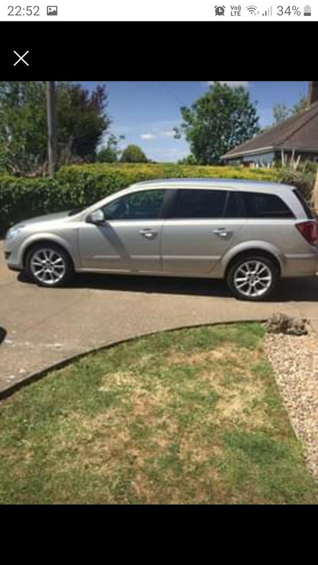 1.9 Vauxhall Astra Estate  Silver.