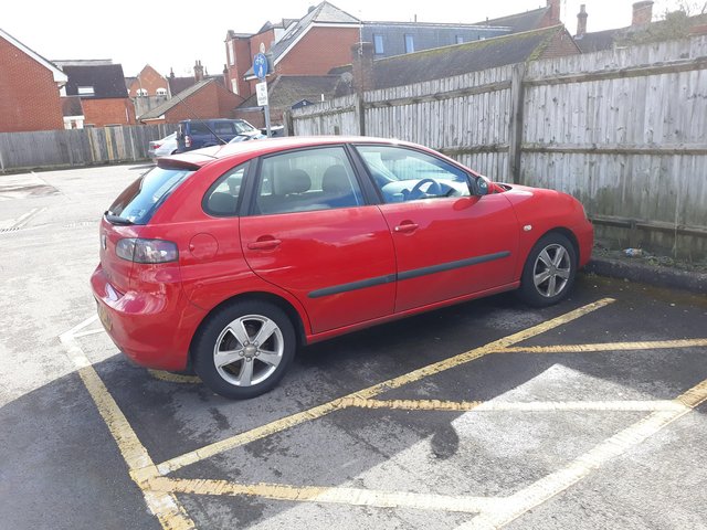 Red Seat Ibiza 1.2 reference sport.