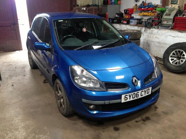 RENAULT CLIO 1,5 DCI DIESEL MOT OCT IN VGC.