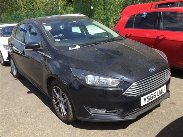 Ford Focus 1.0 ZETEC 5d 124 BHP