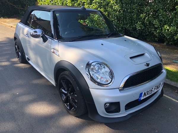 Mini Convertible 1.6 Cooper S 2dr Auto