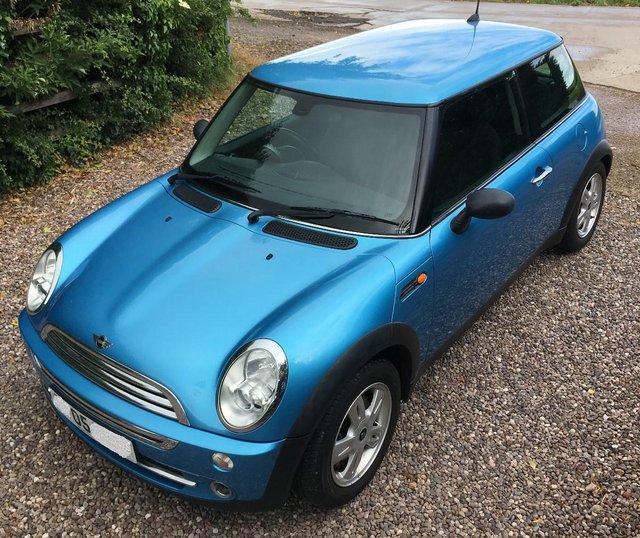 Mini One Hatch 1.6, two previous owners,  miles