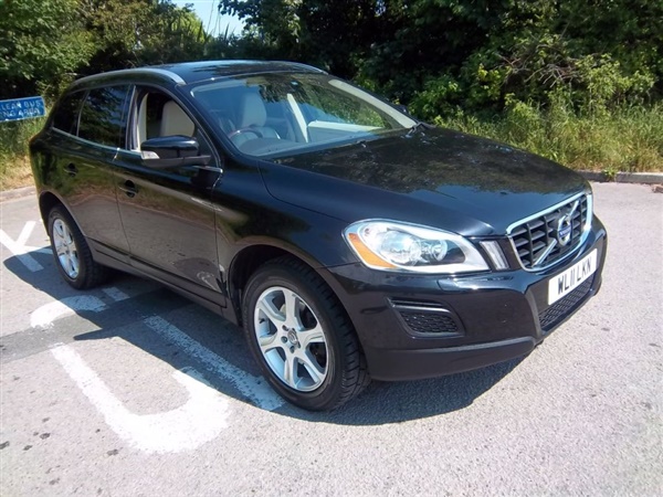 Volvo XC60 D] SE Lux 5dr AWD Geartronic Auto