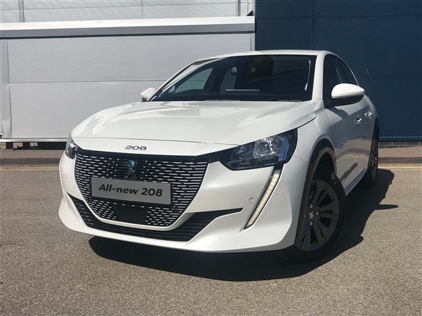 Peugeot kWh Allure Auto 5dr