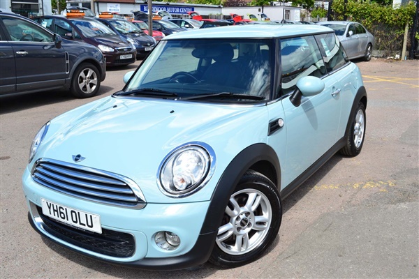 Mini Hatch 1.6 One D 3dr