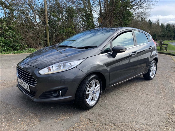 Ford Fiesta 1.0 EcoBoost Zetec (s/s) 5dr