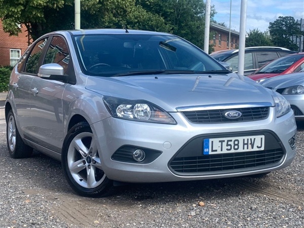 Ford Focus 1.6 Zetec 5dr