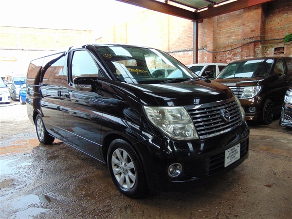 Nissan Elgrand ELGRAND X Leather 3.5 V6 Automatic 8 Seater