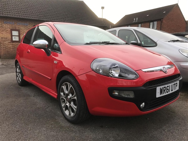 Fiat Punto Evo FROM 1ST JUNE WE WILL BE OPEN BY APPOINTMENT