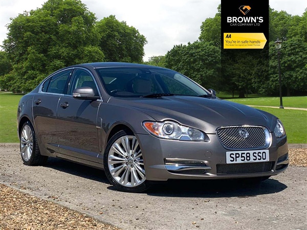 Jaguar XF 2.7 TD Premium Luxury 4dr Auto