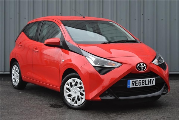 Toyota Aygo 1.0 VVT-i X-Play 5dr