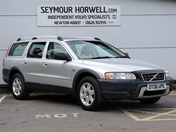 Volvo XC D5 SE 5d 183 BHP Great value XC70 with FSH