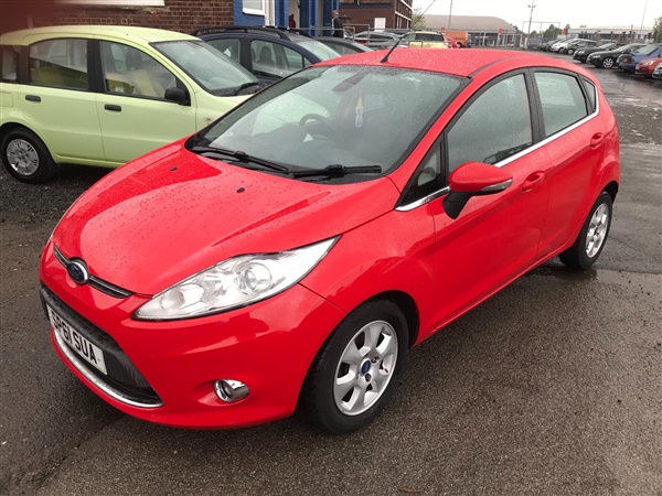 Ford Fiesta 1.6 TDCi [95] Titanium ECOnetic 5dr