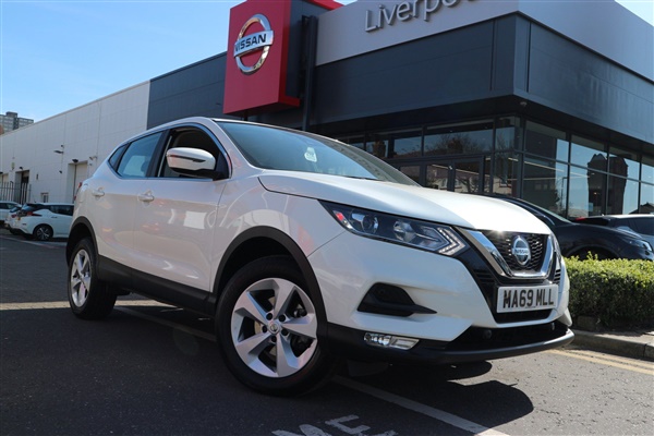 Nissan Qashqai 1.3 DIG-T Acenta Premium SUV 5dr Petrol