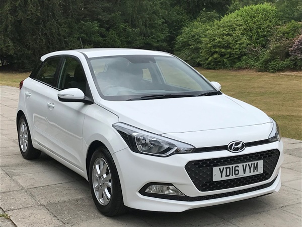 Hyundai I SE Blue Drive