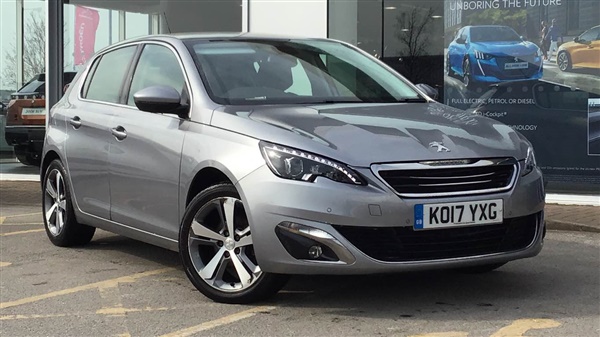 Peugeot  PureTech 130 Allure 5dr