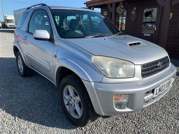 Toyota RAV 4 2.0 D-4D NRG 3dr 1 OWNER 4X4 AIR CON LEATHER