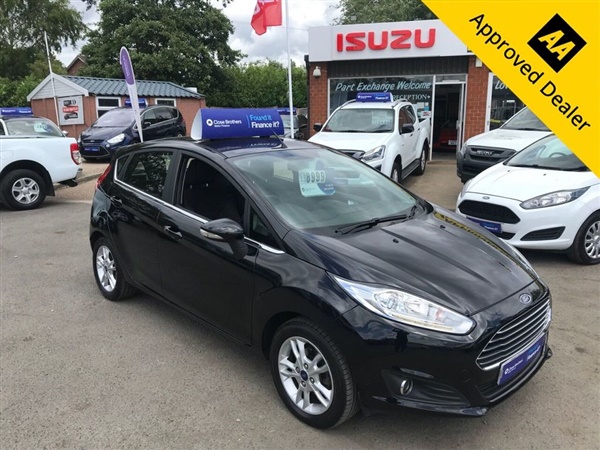 Ford Fiesta 1.0 ZETEC 5d 99 BHP IN BLACK WITH  MILES