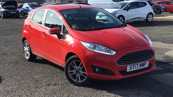 Ford Fiesta 1.0 EcoBoost Zetec Navigation 5dr