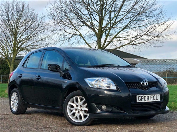 Toyota Auris 1.4 VVTi T3