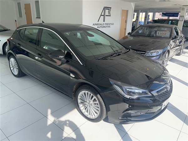 Vauxhall Astra 1.4i Turbo Elite Nav (s/s) 5dr