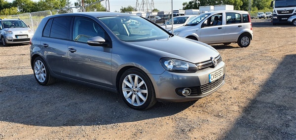 Volkswagen Golf 2.0 TDi 140 GT 5dr