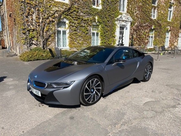 BMW i8 I8 Petrol/PlugIn Elec Hybrid == Sophisto Grey MATTE