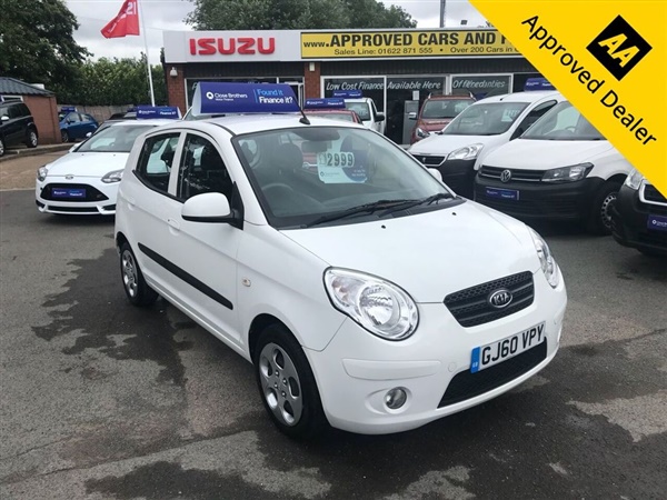 Kia Picanto 1.1 DOMINO 5 DOOR 64 BHP IN WHITE WITH ONLY