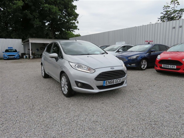 Ford Fiesta 1.0 T EcoBoost Titanium (s/s) 5dr